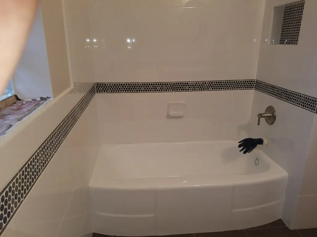 Glossy restored bathtub after reglazing